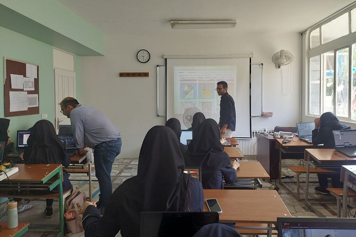 برگزاری کارگاه طراحی پوستر با هوش مصنوعی